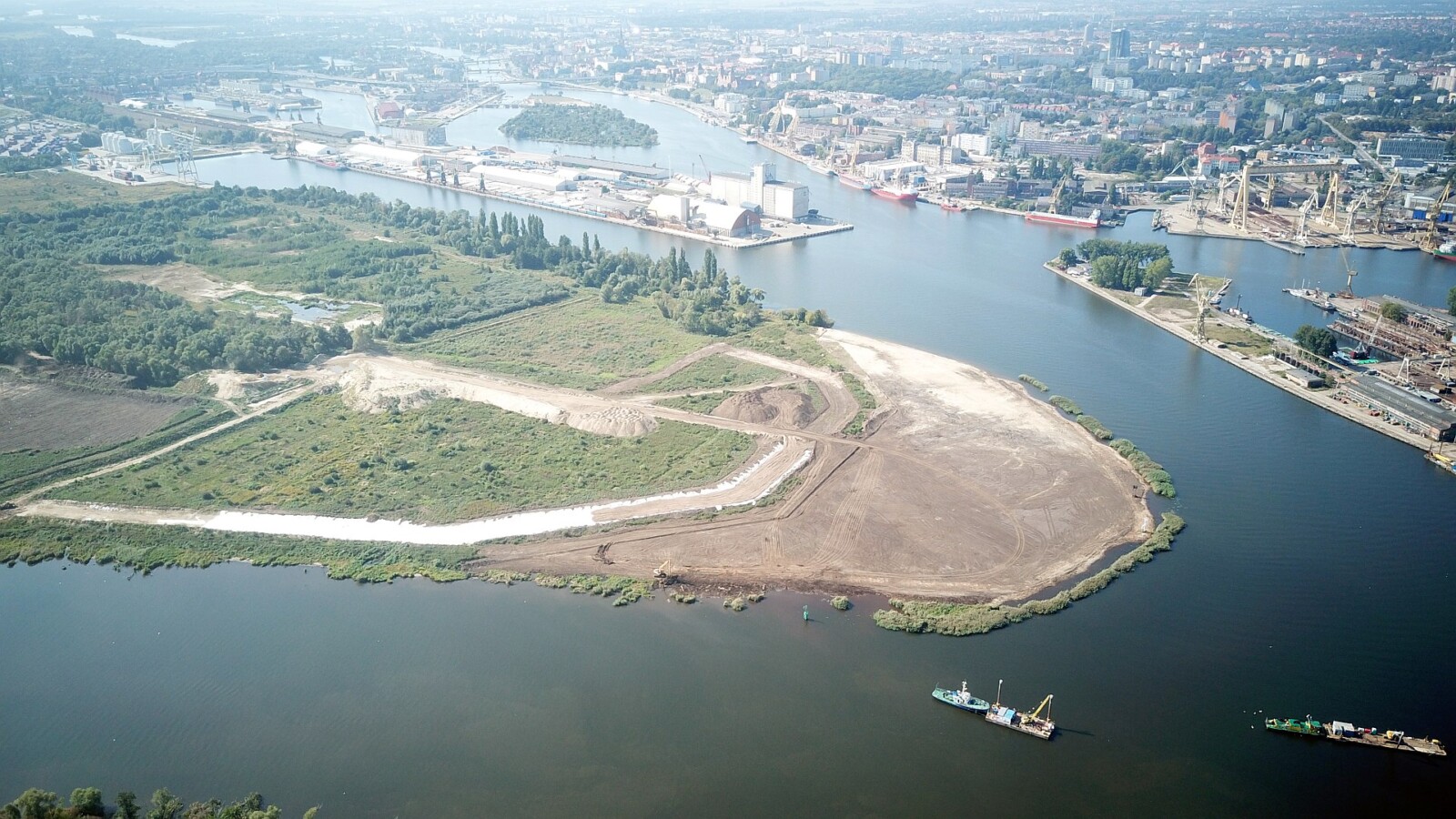 Improving access to the Port of Szczecin in the area of the Dębicki Canal