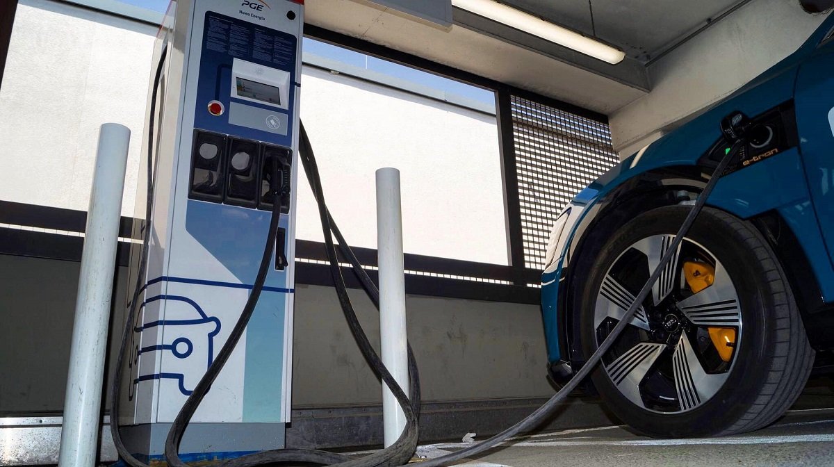 <strong>Payroll taxes levied on electric cars still in question</strong>