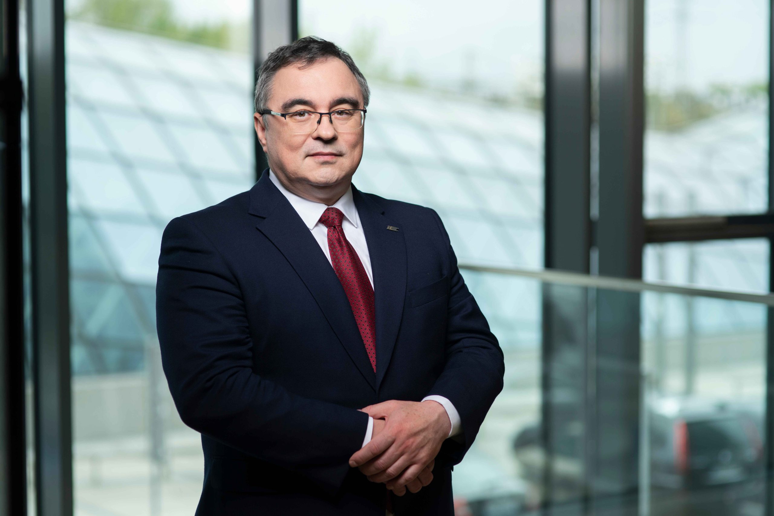 PKP Intercity: We are growing responsibly. An Interview with Jarosław Oniszczuk Member of the Board Polish State Railways