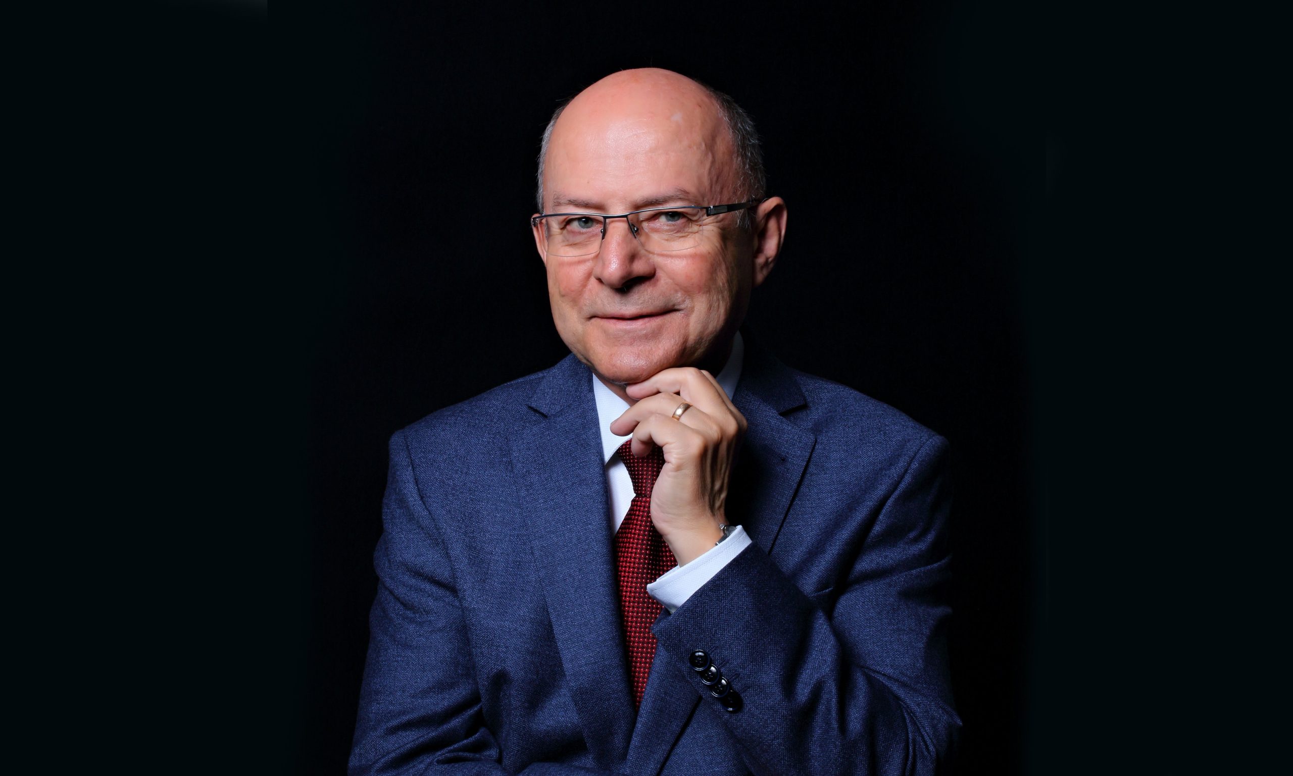 AKSEL’s core mission is to ‘connect people’ – whilst ensuring the highest levels of quality, reliability, professionalism and dependability. Stanisław Słowik, współzałożyciel i Prezes Zarządu AKSEL