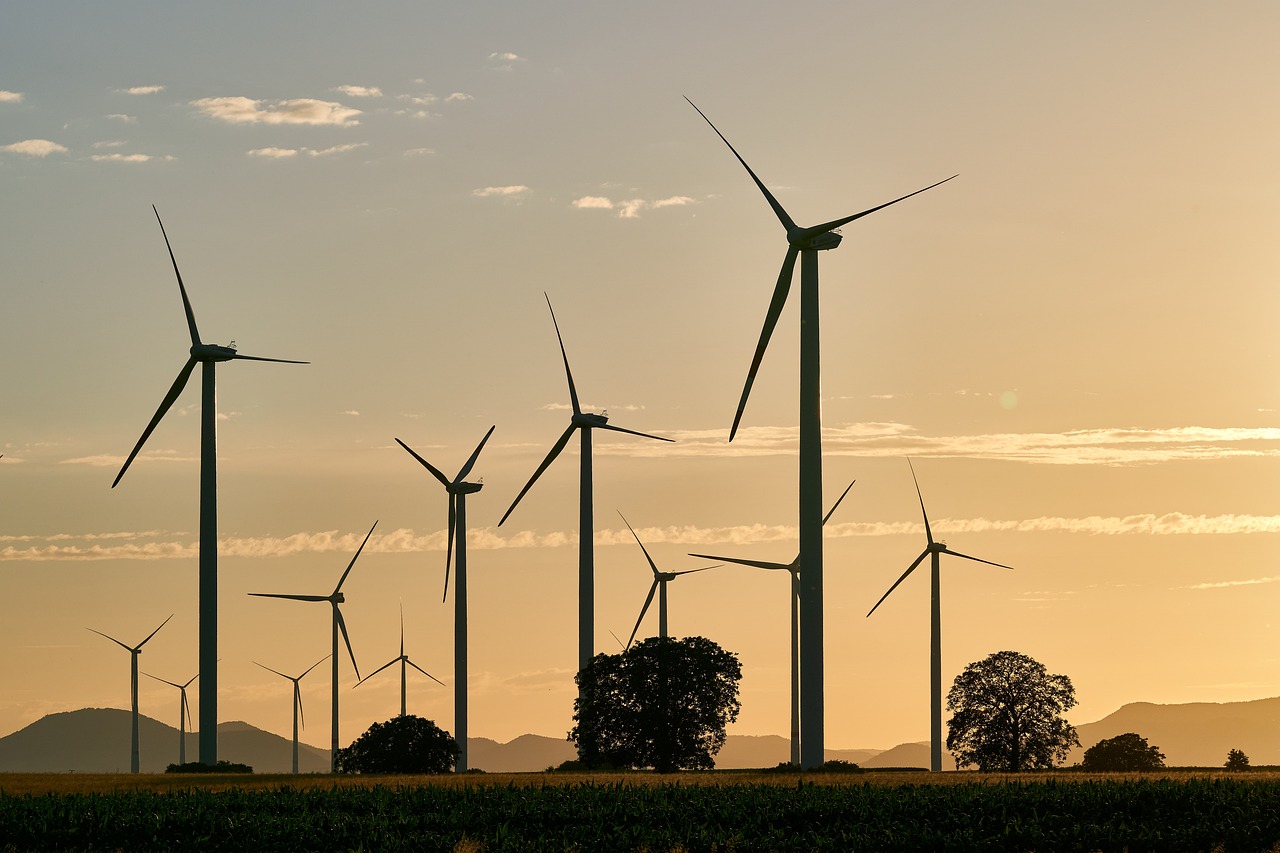 Nowelizacja ustawy dot. morskich farm wiatrowych obniży koszty energii