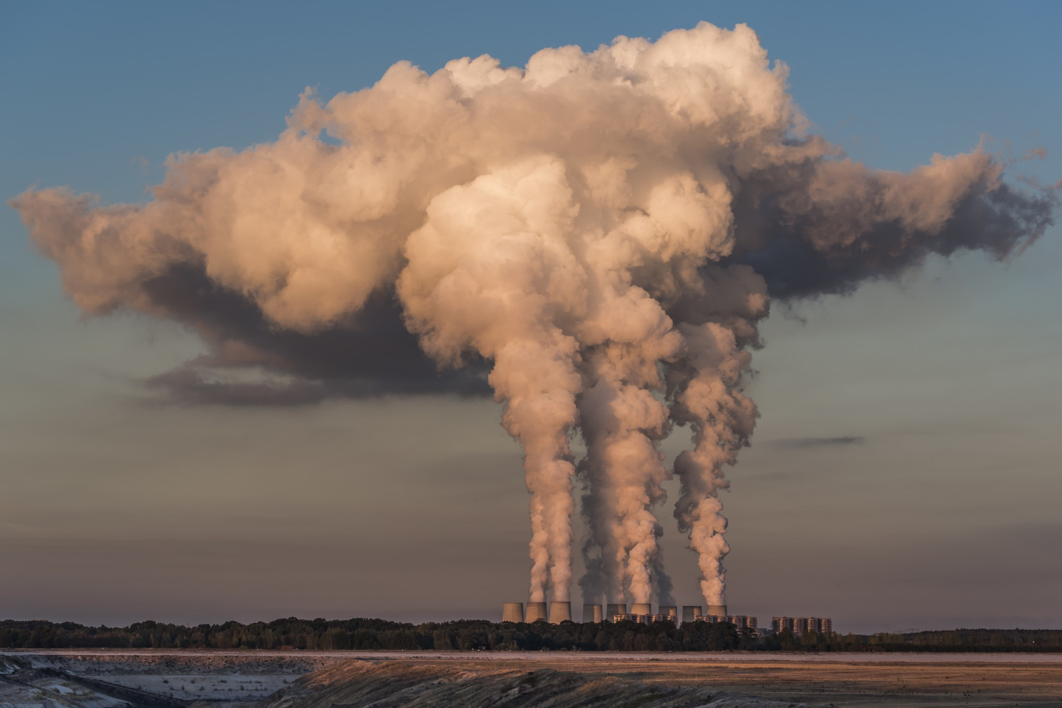 Unijny system handlu emisjami do zmiany. Po 2030 roku może objąć technologie pochłaniania CO2