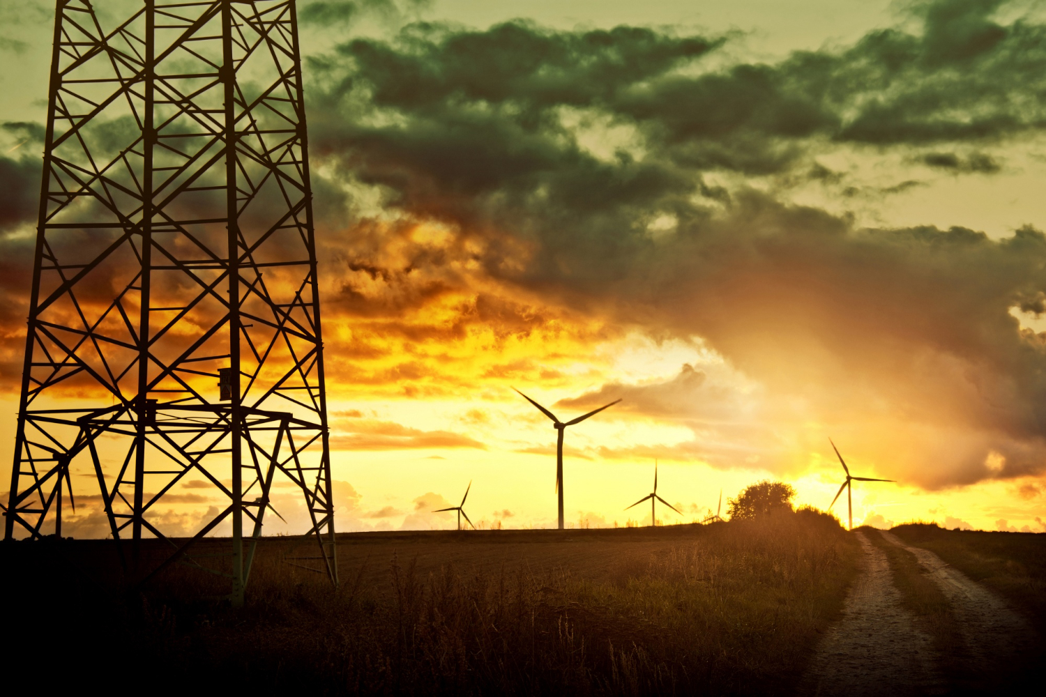 PGE mocno inwestuje w odnawialne źródła energii. Prowadzi też analizy dotyczące Bełchatowa jako lokalizacji drugiej elektrowni jądrowej