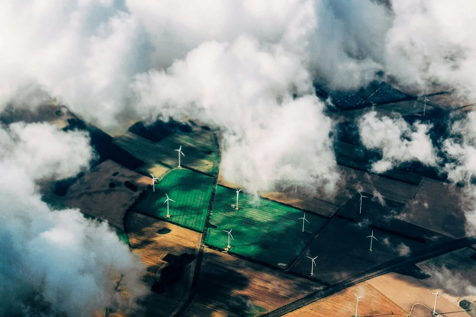 Jak UE finansuje drogę ku neutralności klimatycznej?