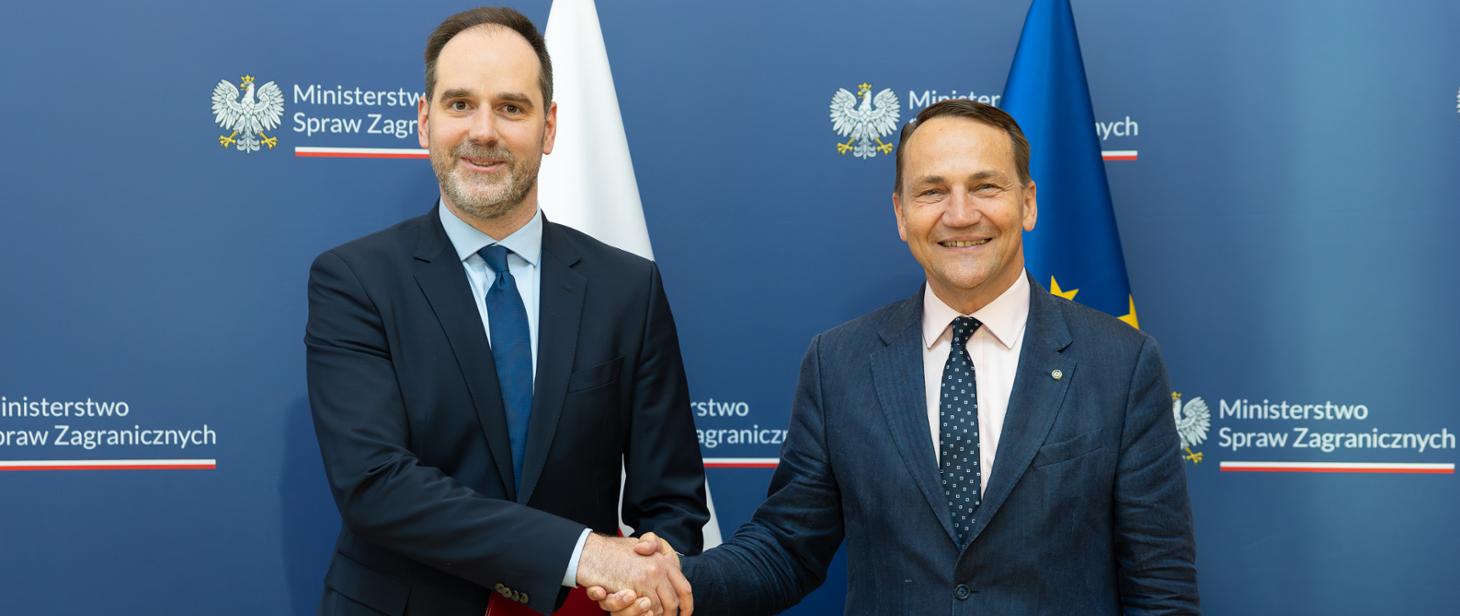 Wicepremier, minister spraw zagranicznych Radosław Sikorski wręczył nominacje nowym wiceministrom