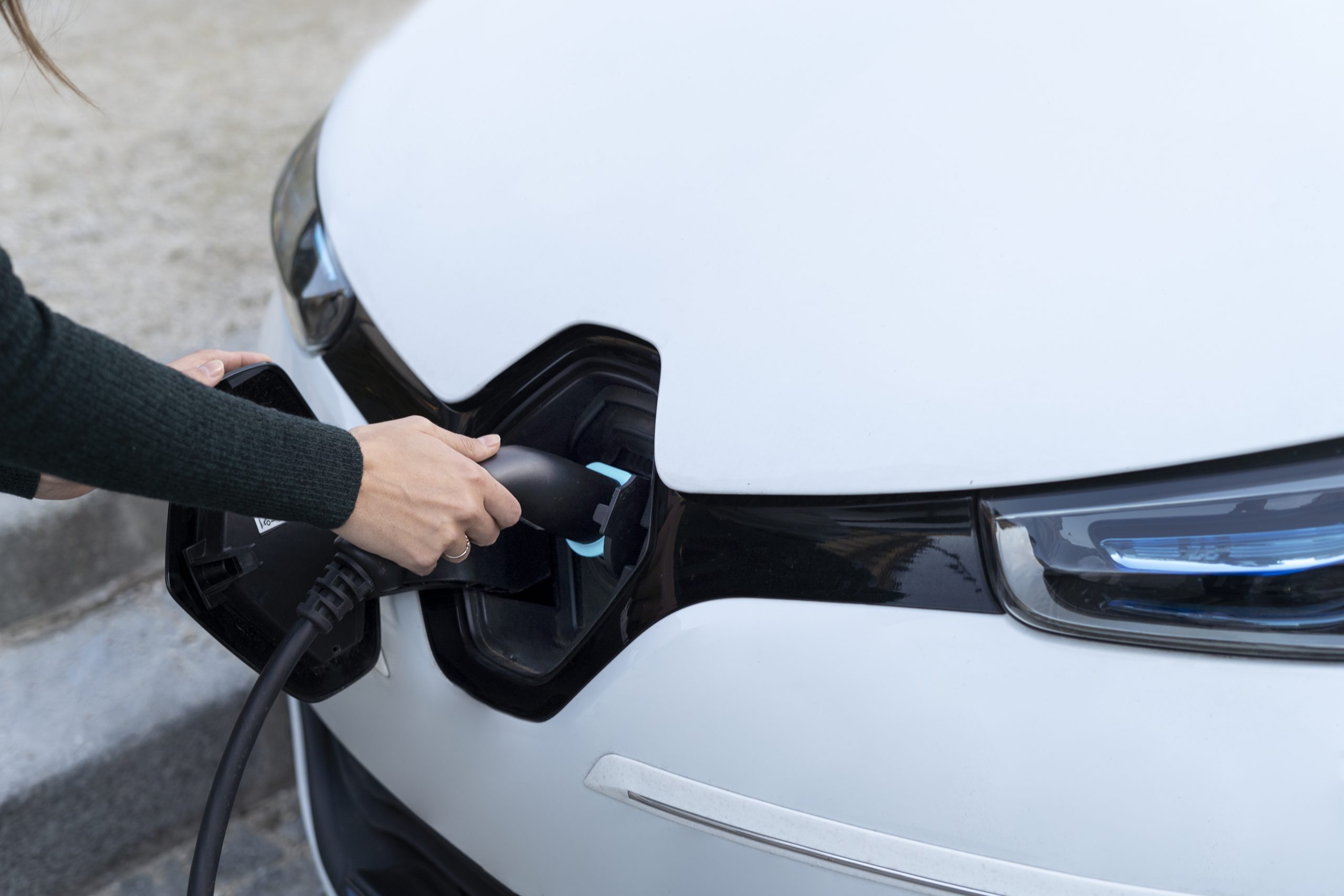 Duże magazyny energii przyspieszą rozwój transportu niskoemisyjnego w Europie