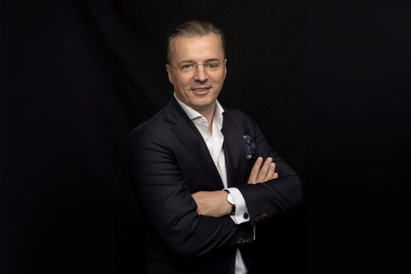 Przyszłość w zielonych barwach: Japońska innowacja napędza polską transformację energetyczną. Wywiad z Tomaszem Dobryniewskim, Dyrektorem Zarządzającym DAIKIN Airconditioning Poland