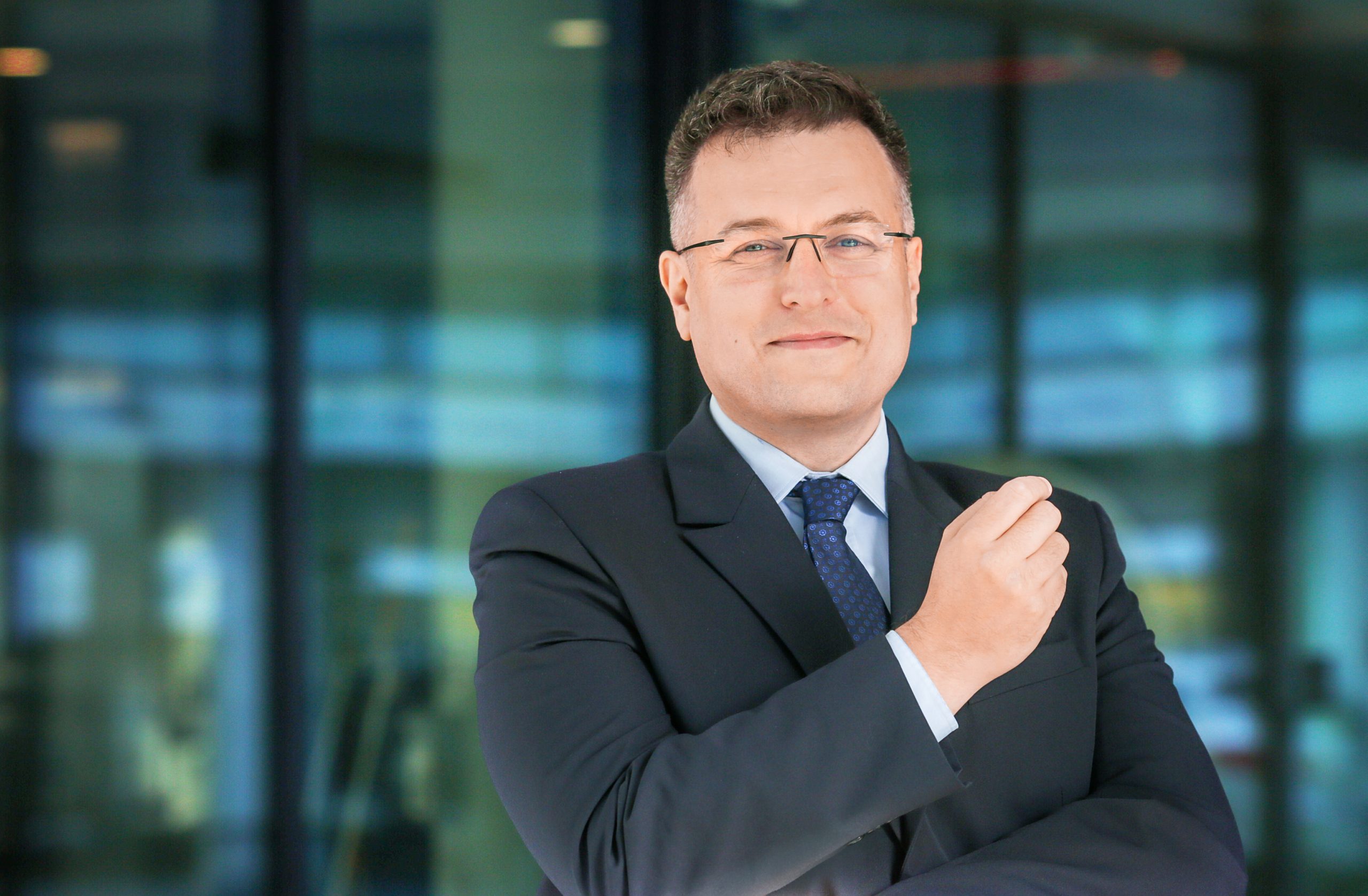 Odpowiedzialne przywództwo w erze cyfrowej i innowacji. Wywiad z Aleksandrem Kwiecińskim, Dyrektorem Generalnym AbbVie Polska