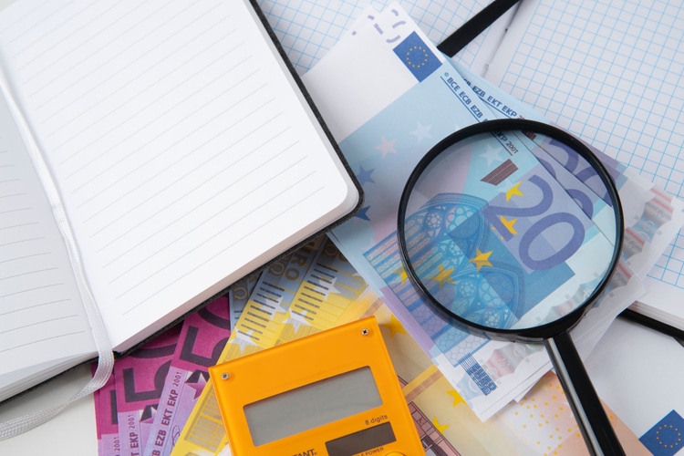 Gdzie trafiają opłaty za emisję dwutlenku węgla? Przegląd systemu dystrybucji środków