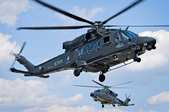 Pierwszy śmigłowiec AW149 wyprodukowany w Polsce trafił do wojska. To element szerszej strategii budowania kompetencji krajowego przemysłu obronnego