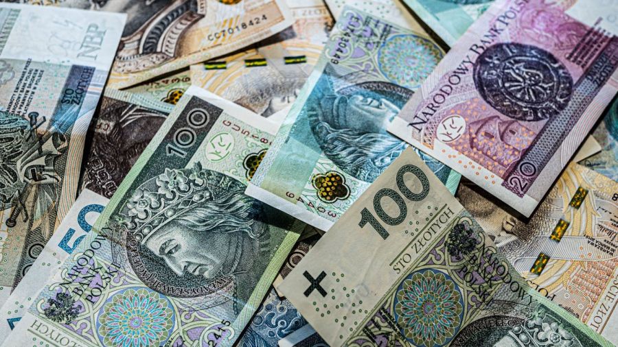 Kampania „Bezpieczne Złotówki” dotarła już do blisko 20 milionów Polaków. Edukuje, jak chronić pieniądze w sieci