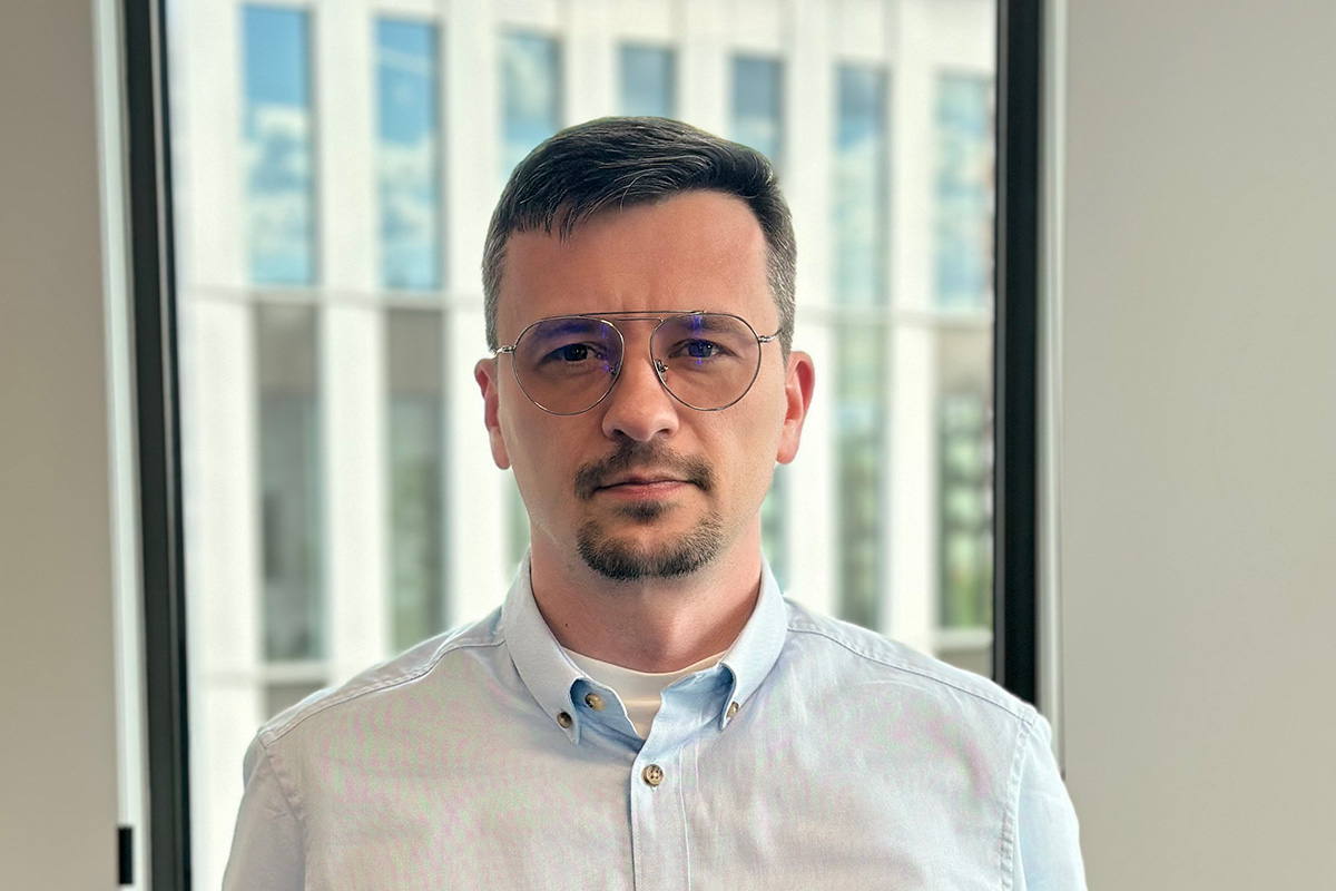 Nowe narzędzie na rynku to zarówno wyzwanie, jak i wartość – z Adrianem Guzym, BI Development Managerem w CTDI rozmawiamy o otwartości na innowacje, zmianie kultury pracy z danymi i zaawansowanej analityce w Microsoft Fabric Nowe narzędzie na rynku to zarówno wyzwanie, jak i wartość – z Adrianem Guzym, BI Development Managerem w CTDI rozmawiamy o otwartości na innowacje, zmianie kultury pracy z danymi i zaawansowanej analityce w Microsoft Fabric