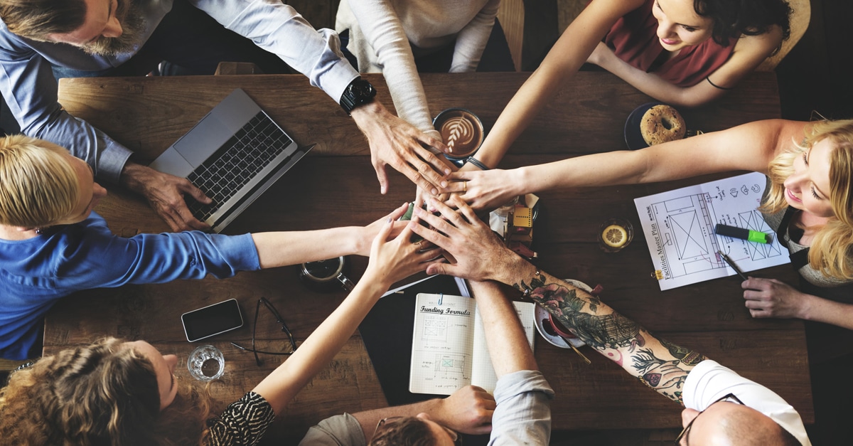 Współpraca młodych muzyków z menedżerami wiąże się z większym ryzykiem dla obu stron. Branża chce wypracować nowe rozwiązania