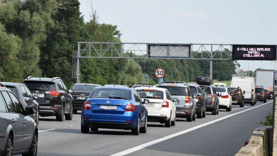 Konkurencja z Chin dużym wyzwaniem dla europejskiej branży motoryzacyjnej. Podobnie jak cele w zakresie czystej mobilności Konkurencja z Chin dużym wyzwaniem dla europejskiej branży motoryzacyjnej. Podobnie jak cele w zakresie czystej mobilności