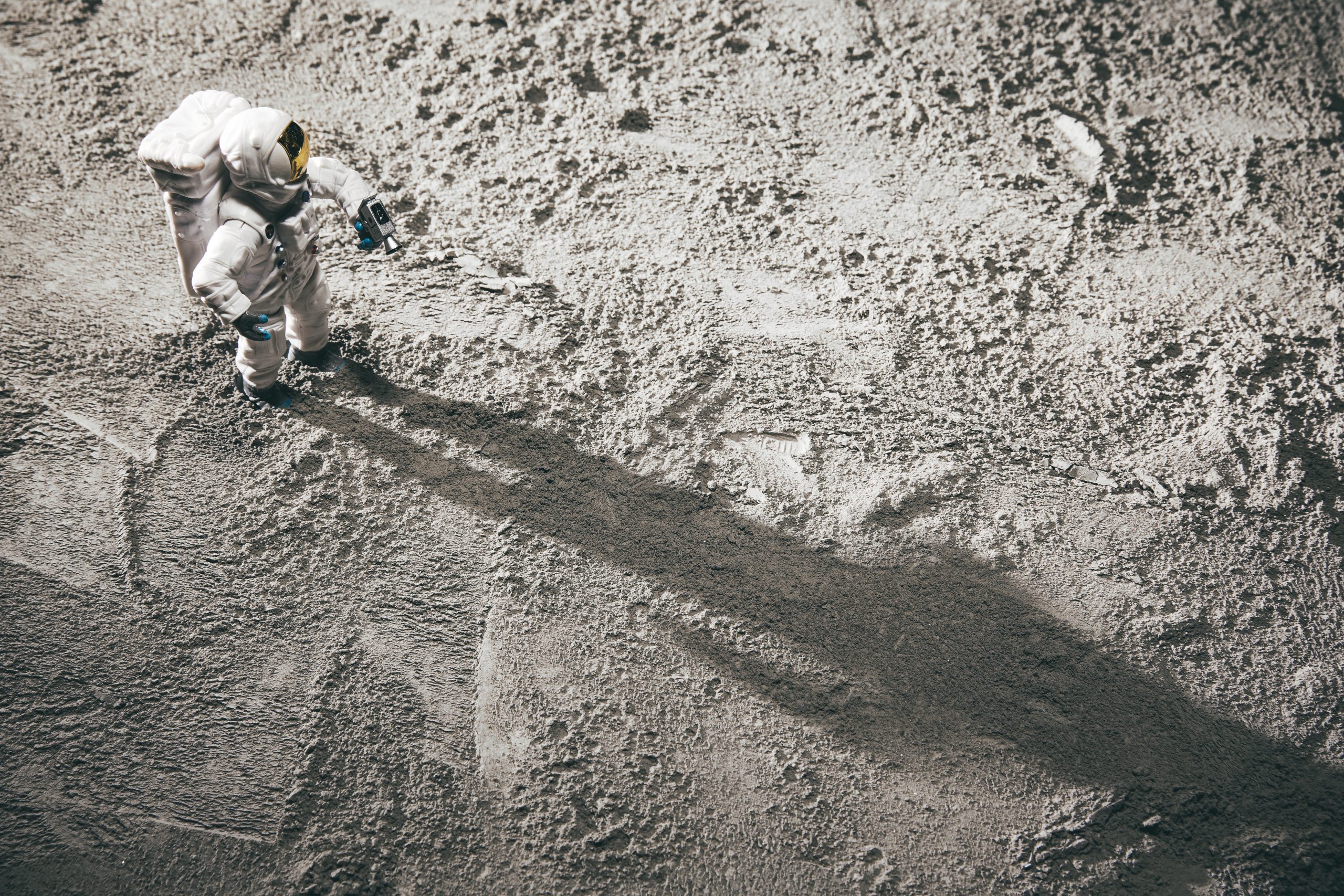 Tlen na Księżycu: Przełomowy sukces NASA