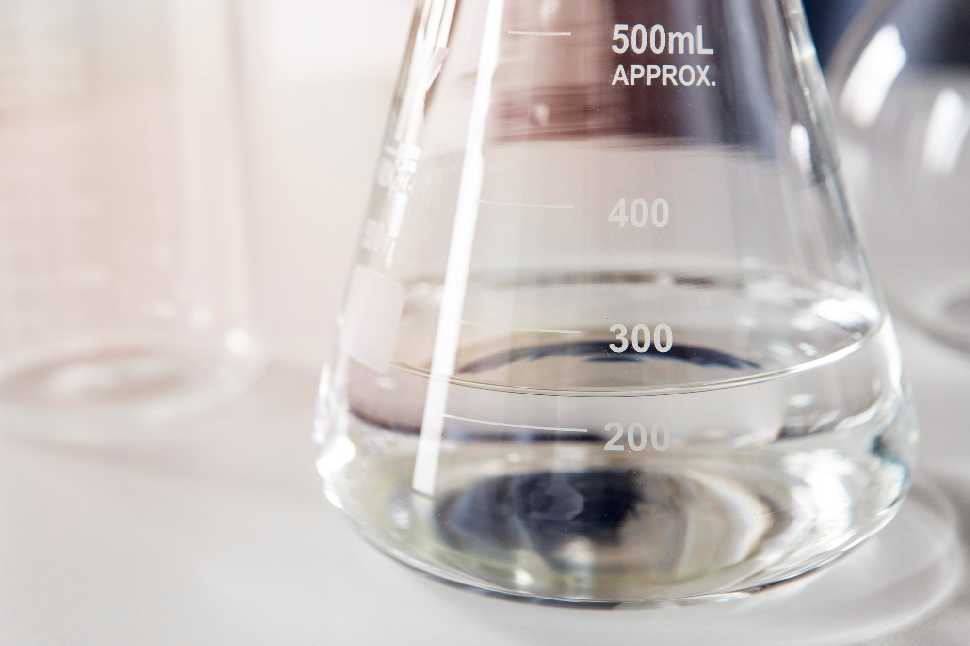Zielony amoniak szansą na dekarbonizację energetyki i wielkiej chemii. Nowe paliwo dla transformacji