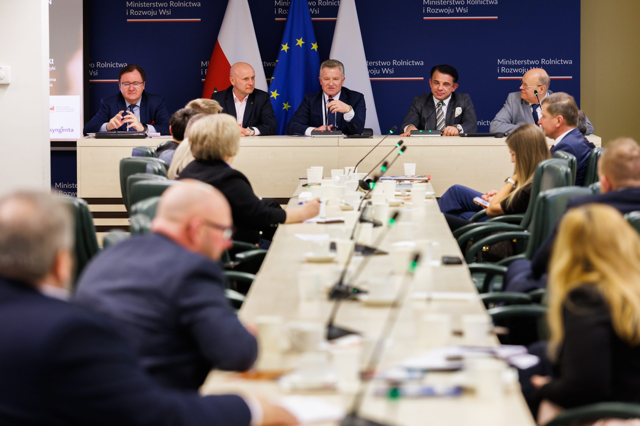 Eksport produktów rolno-spożywczych a globalna konkurencja Eksport produktów rolno-spożywczych a globalna konkurencja