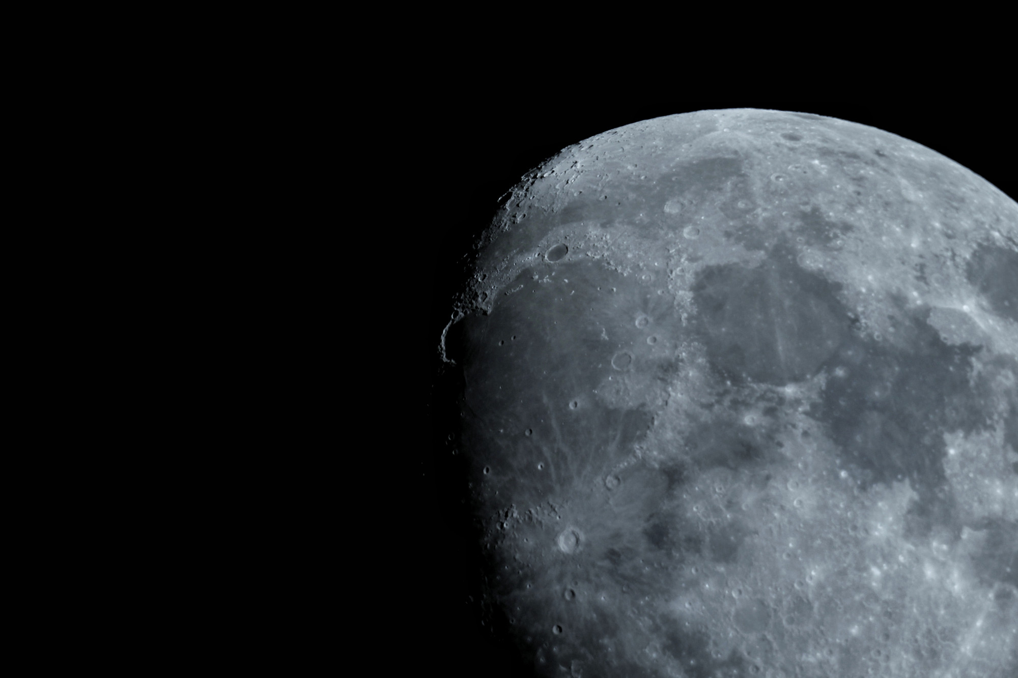 Statek Orion z astronautami bezpiecznie wodował na Pacyfiku, kończąc księżycową misję Artemis II