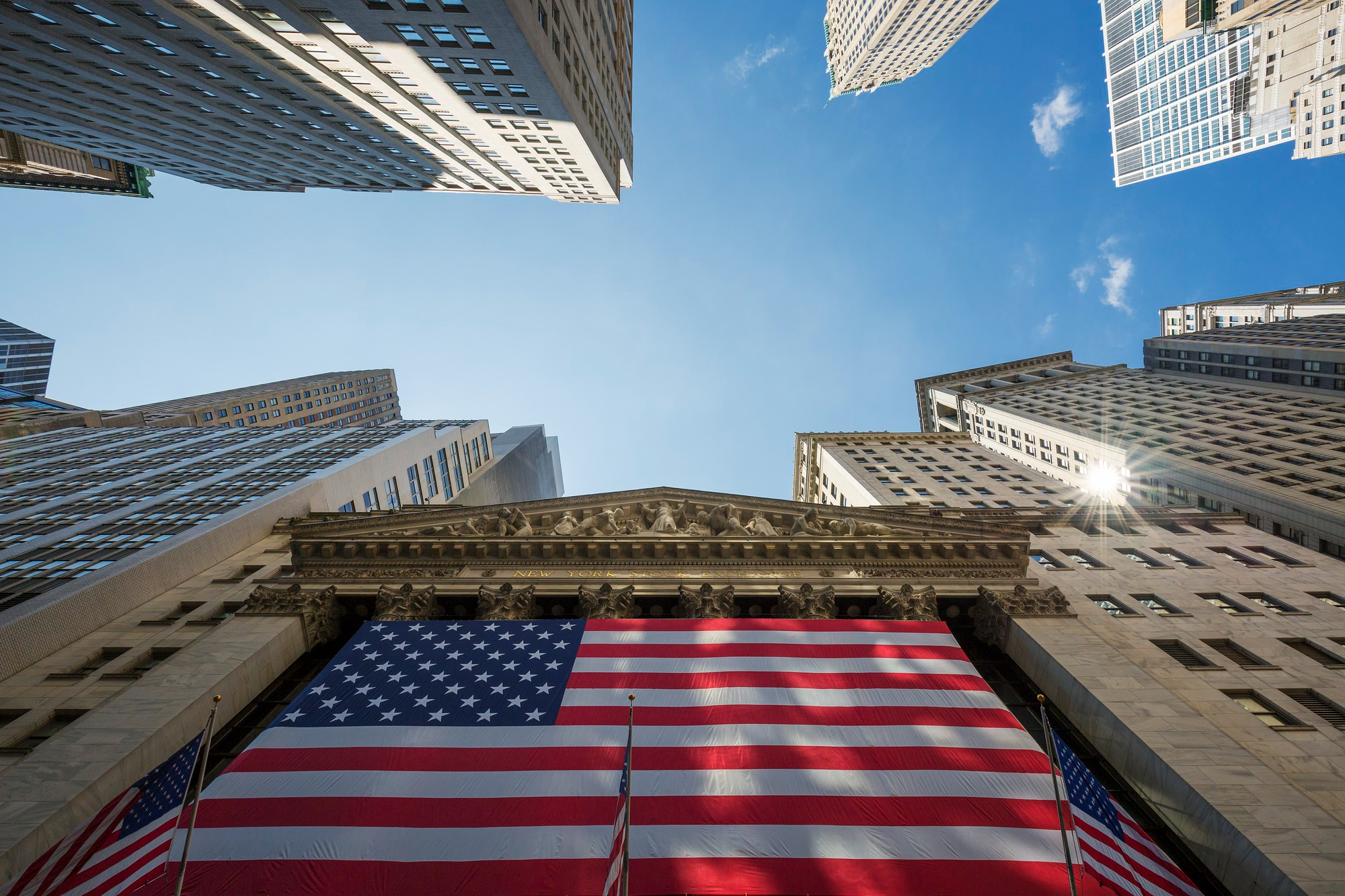 Wall Street odwraca się od geopolityki, rynek stawia na wzrosty kursów akcji