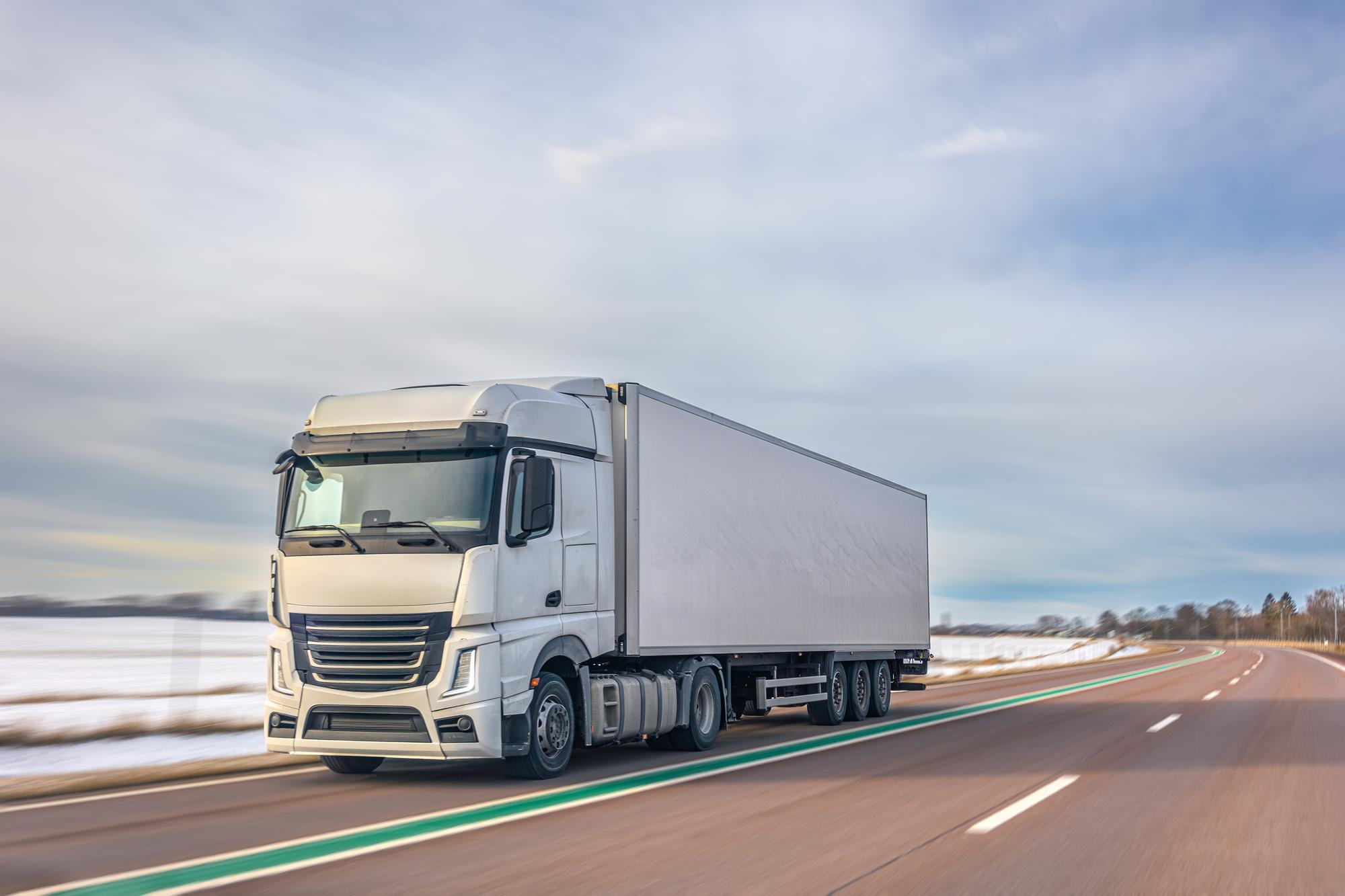 Polski transport jest europejskim liderem. Branża coraz mocniej odczuwa spowolnienie, koszty i presję regulacyjną