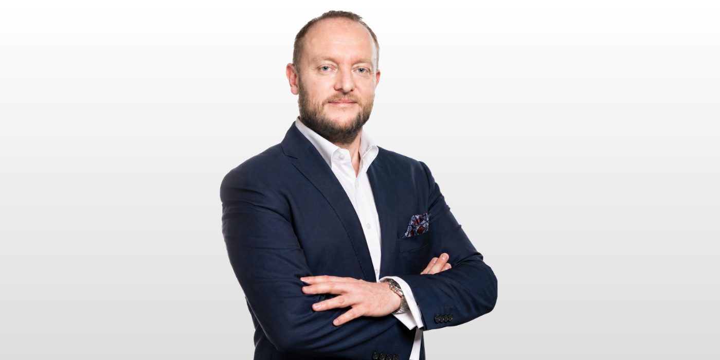 Pierwsze lekcje o pieniądzach – jak dzieciństwo wpływa na finanse dorosłych?