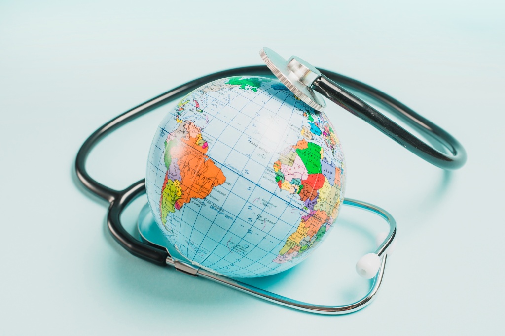 Ebola obnaża kryzys globalnej współpracy Ebola obnaża kryzys globalnej współpracy