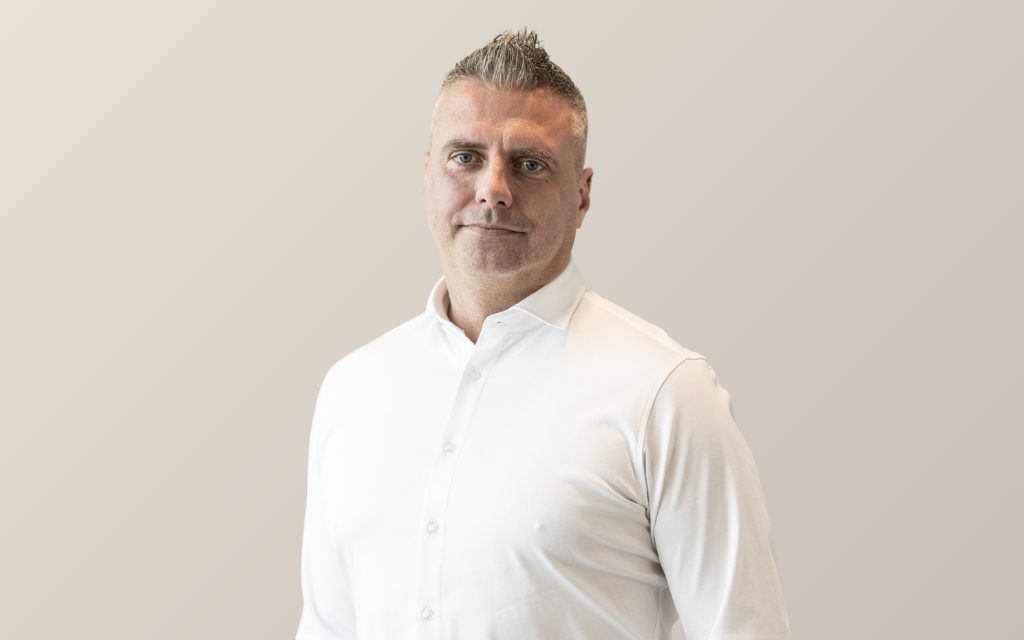 Zobaczyć wartość, zanim powstanie kod. Jak sztuczna inteligencja na nowo definiuje współpracę na linii biznes–IT. Wywiad z Michałem Gańskim, Senior Product Managerem w Britenet Zobaczyć wartość, zanim powstanie kod. Jak sztuczna inteligencja na nowo definiuje współpracę na linii biznes–IT. Wywiad z Michałem Gańskim, Senior Product Managerem w Britenet