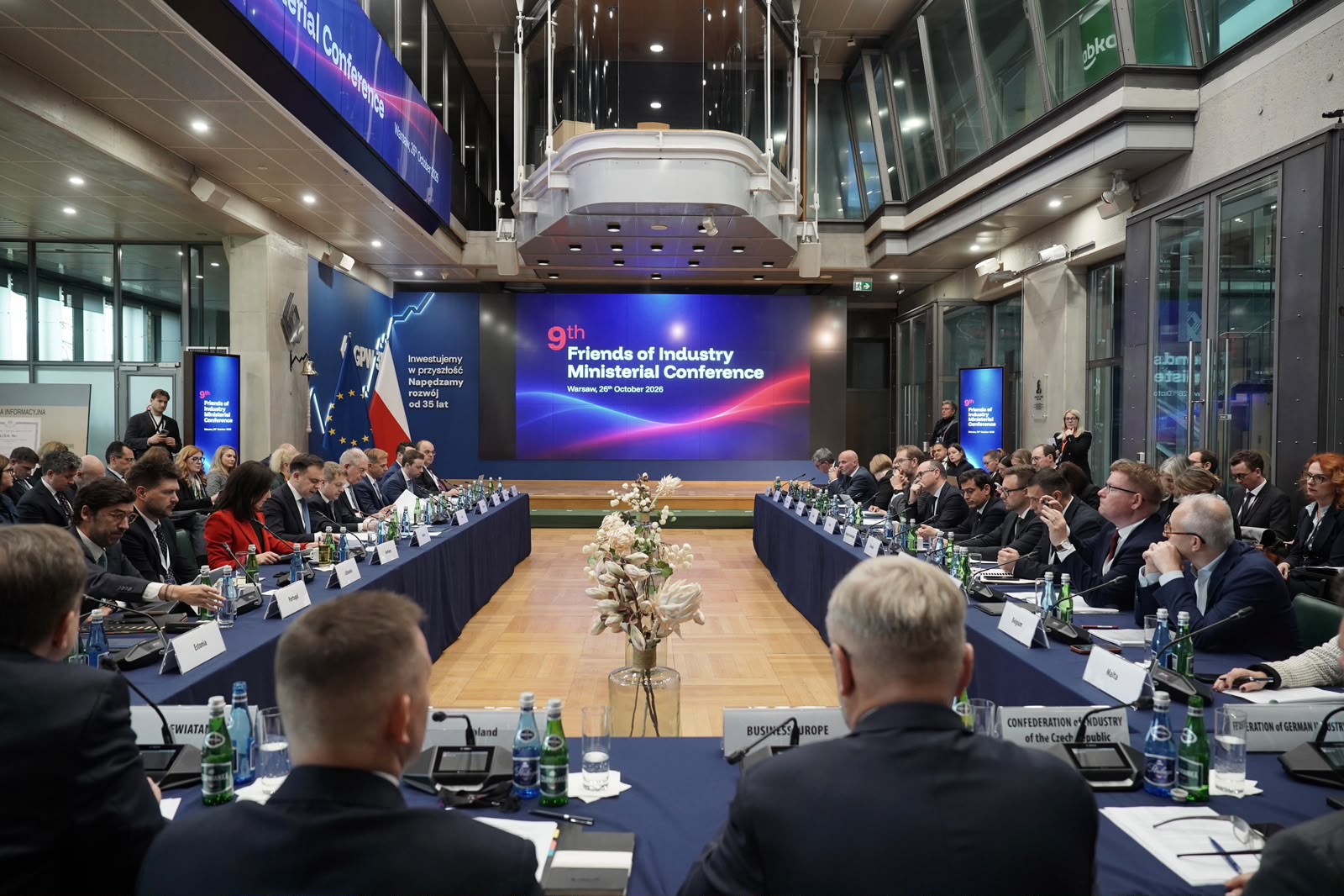 Konferencja Przyjaciół Przemysłu apeluje o wzmocnienie europejskiej gospodarki dla bezpieczeństwa Europy Konferencja Przyjaciół Przemysłu apeluje o wzmocnienie europejskiej gospodarki dla bezpieczeństwa Europy