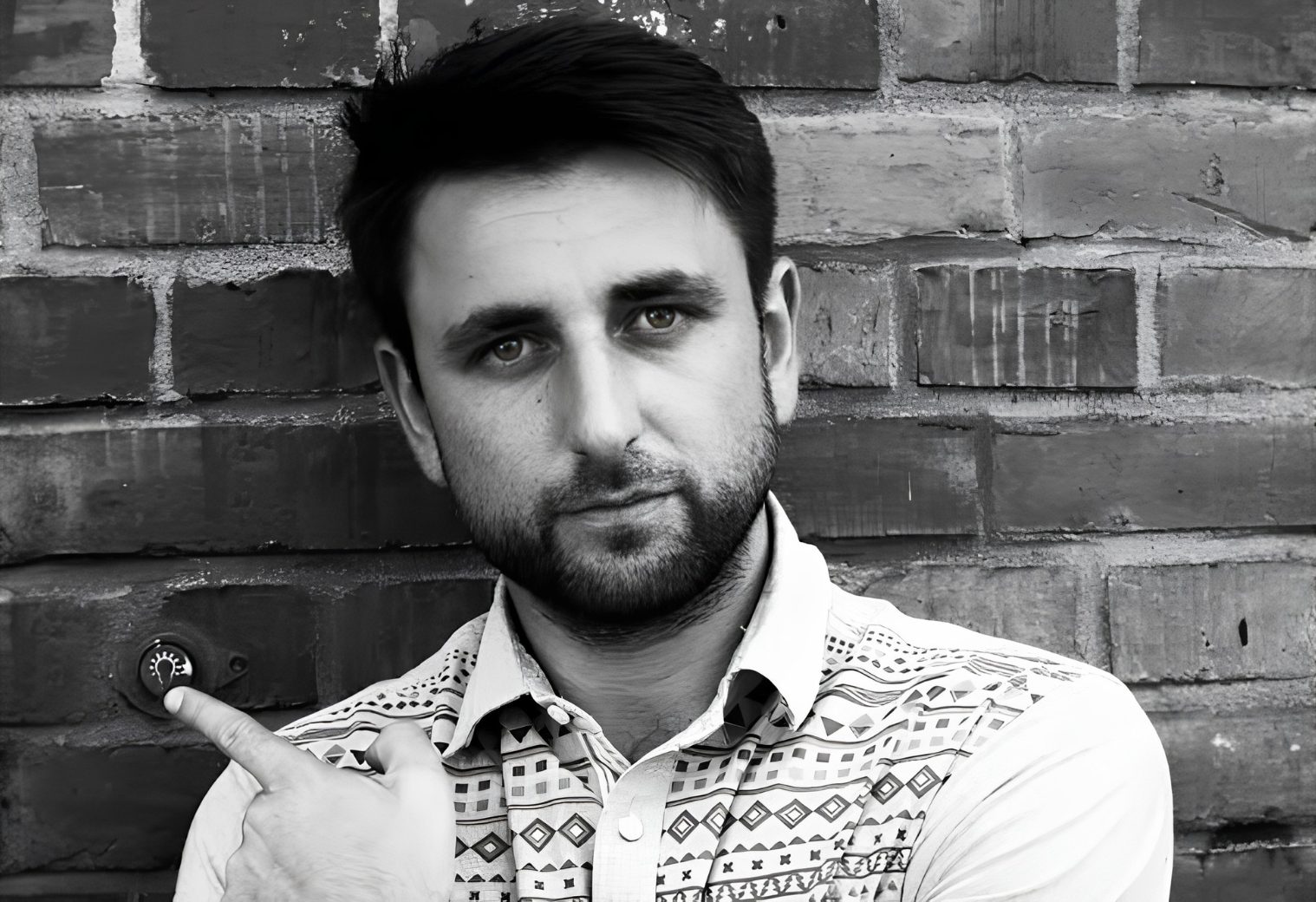 „Parametry to za mało”. Jak OKNOPLAST zmienia sposób, w jaki branża budowlana mówi do klientów. Wywiad z Jonaszem Wierciochem, Marketing Managerem OKNOPLAST