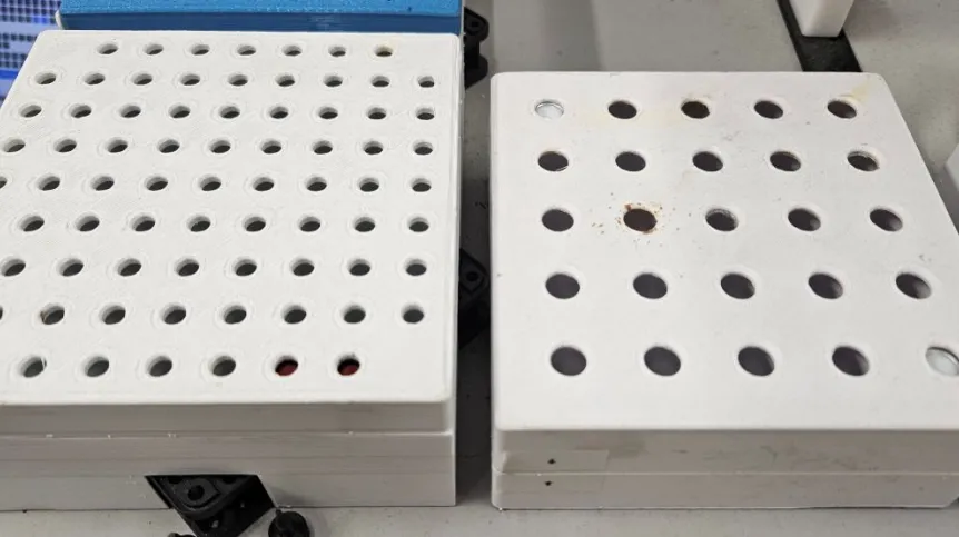 Autonomiczny robot w IChO PAN odkrywa nieznane reakcje chemiczne