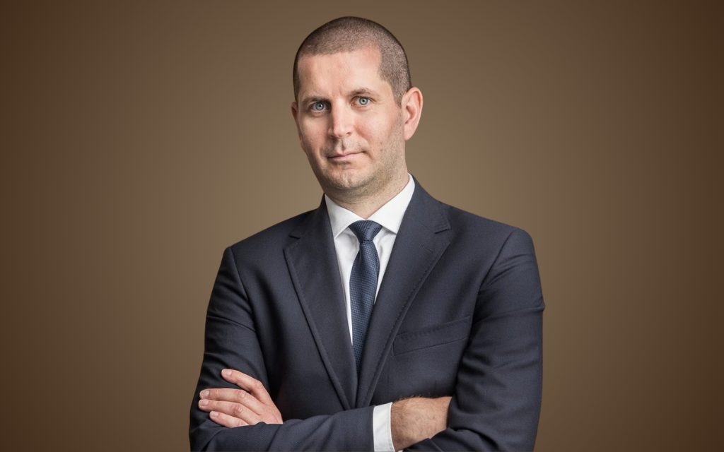 Nowy rozdział Private Bankingu w VeloBanku. Wywiad z Maciejem Pietraszkiewiczem, Dyrektorem Biura Doradztwa Inwestycyjnego w VeloBanku Nowy rozdział Private Bankingu w VeloBanku. Wywiad z Maciejem Pietraszkiewiczem, Dyrektorem Biura Doradztwa Inwestycyjnego w VeloBanku