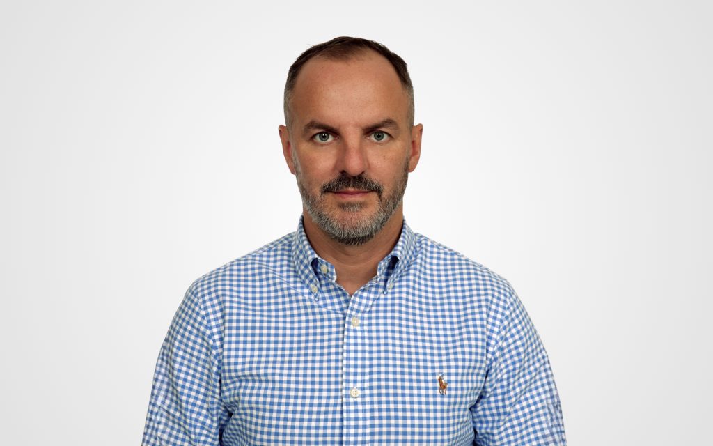 Jak budować przewagę w erze sztucznej inteligencji. Wywiad z dr. inż. Tomaszem Siemkiem, Head of Data, AI & Applications w APN Promise Jak budować przewagę w erze sztucznej inteligencji. Wywiad z dr. inż. Tomaszem Siemkiem, Head of Data, AI & Applications w APN Promise
